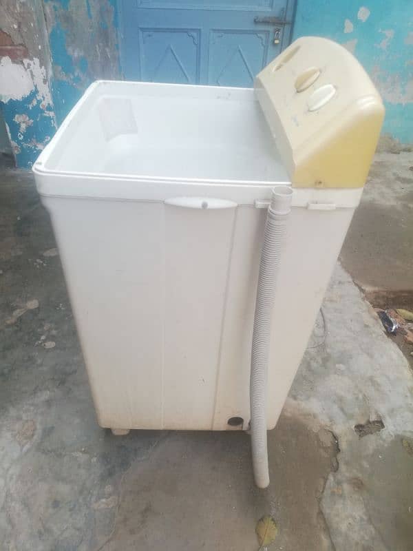 Dawlance washing machine plastic body 3