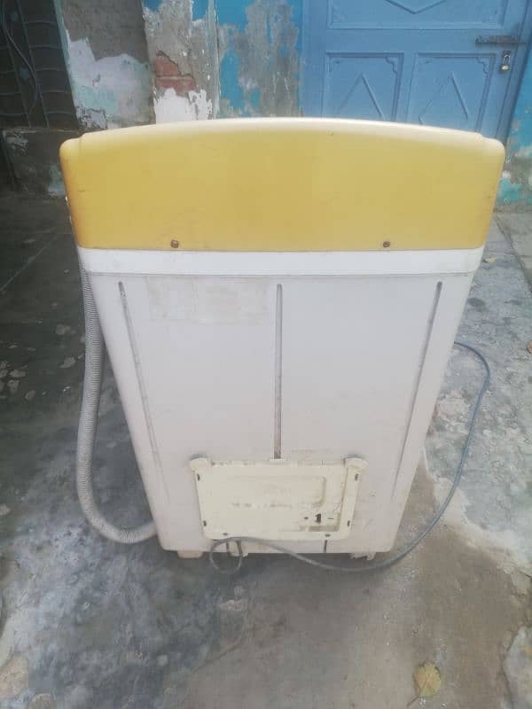 Dawlance washing machine plastic body 4