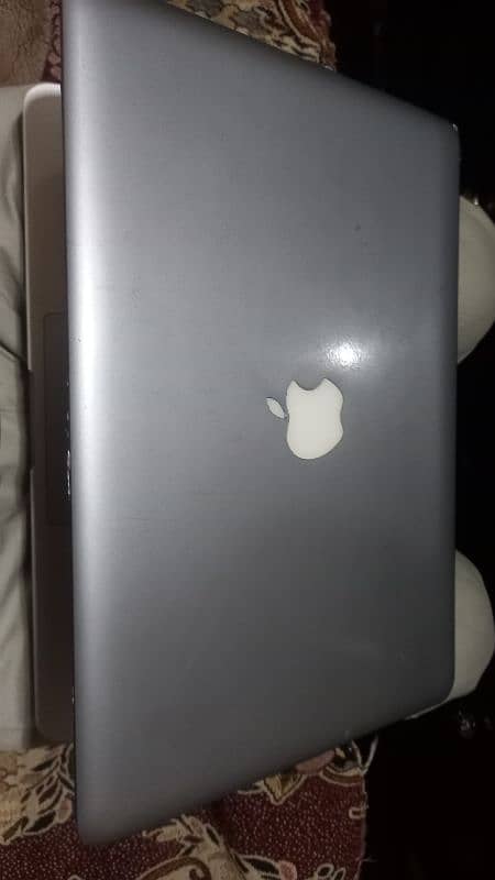 Macbook pro 2012 1