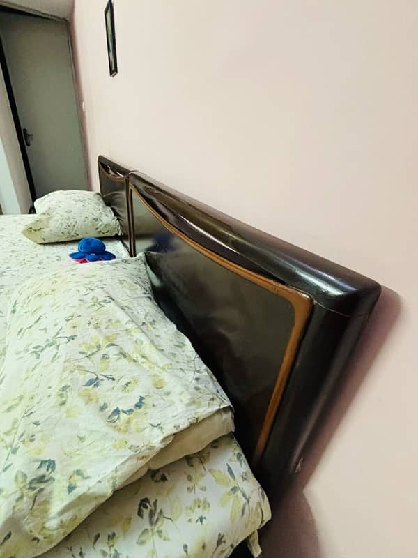 Two wooden Single Beds with mattress 3