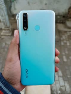 Vivo y19 4/128 with box Only