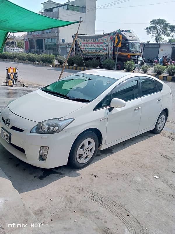 Toyota Prius 2010 S Touring 0