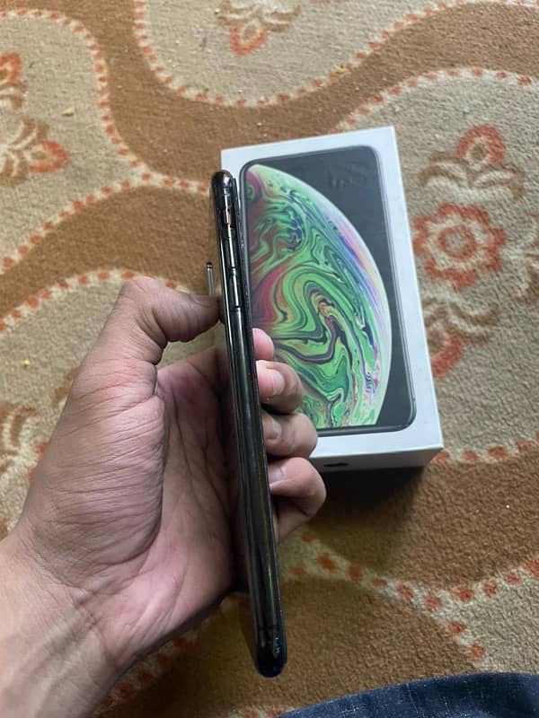 iphone xs max 64 gb pta approve 0