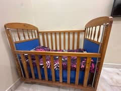 baby cot