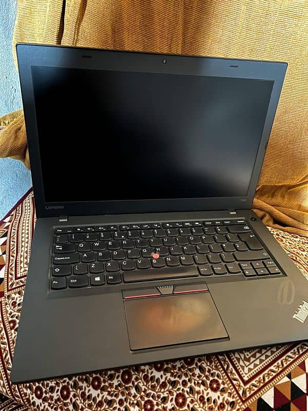 Lenovo T560 2