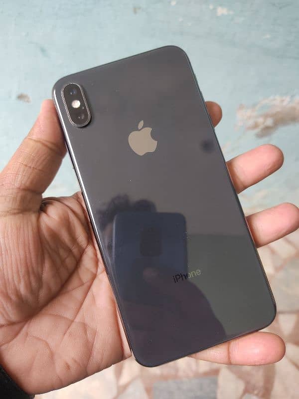 iphone XS MAX 256GB factory unlock For sale. 0