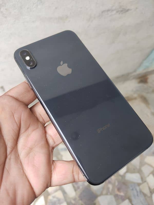 iphone XS MAX 256GB factory unlock For sale. 7