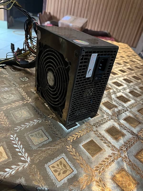 Power Supply 650 watt 3