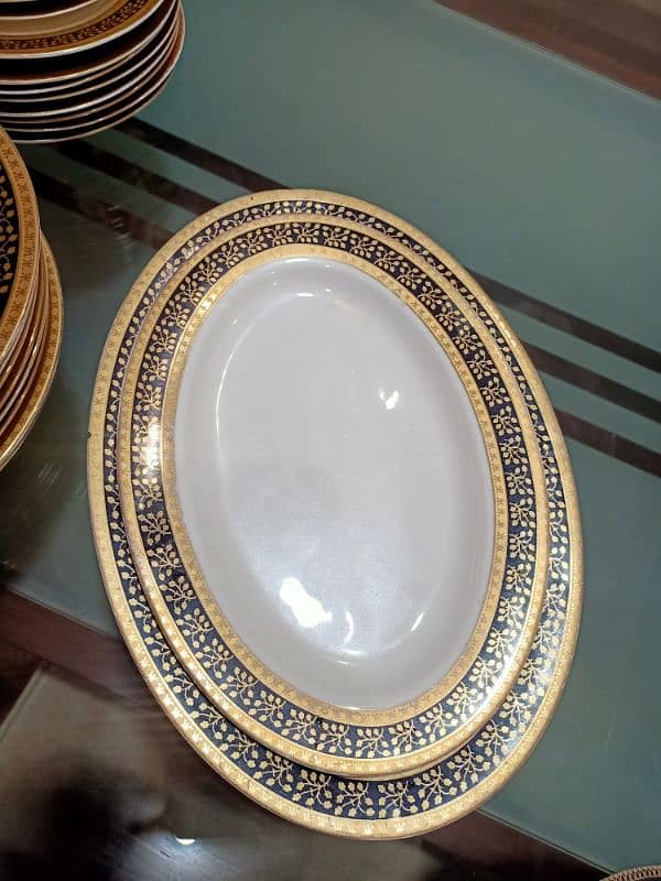 Dinner Set with black and gold intricate pattern. 1