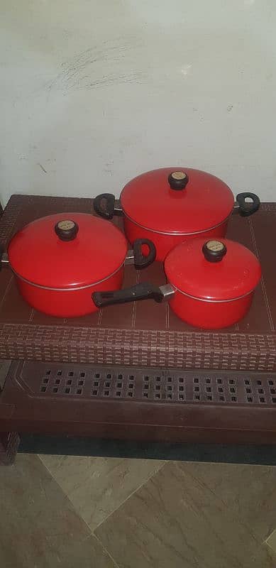 3 Piece NON STICK FOR URGENT SALE 2