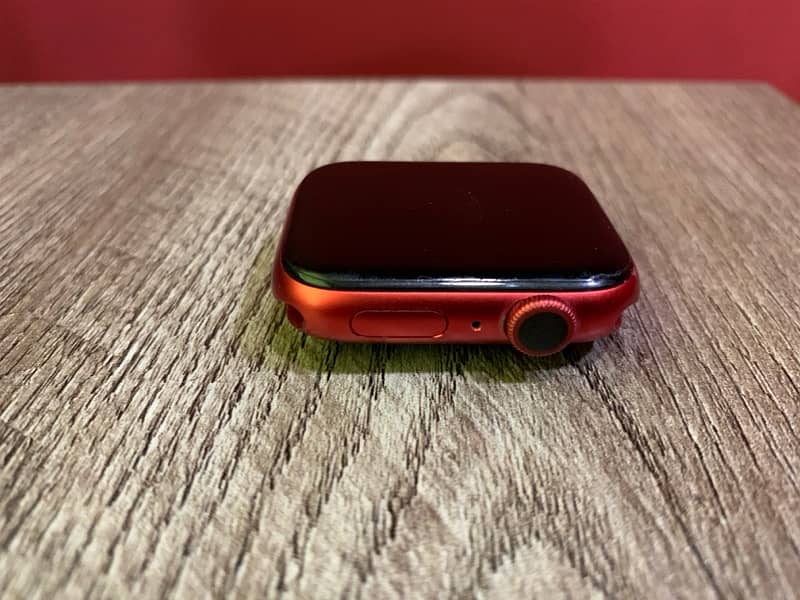 Apple Watch Series 6 (GPS+Cellular) 3