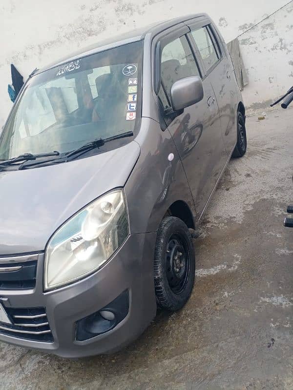 Suzuki Wagon R 2016 urgent sale 4