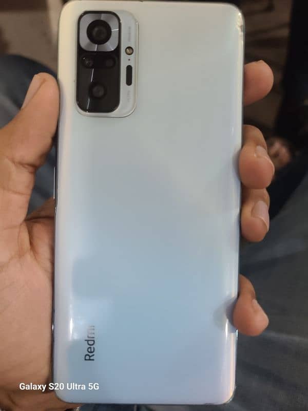 Redmi note 10 pro with box the only fault is lines in panel 2