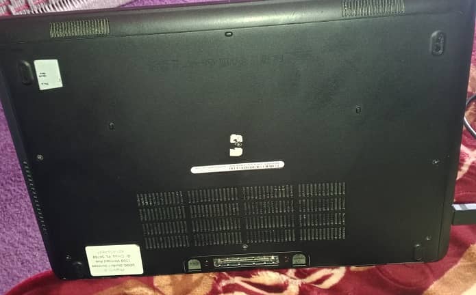 Dell laptop I5 g5 1