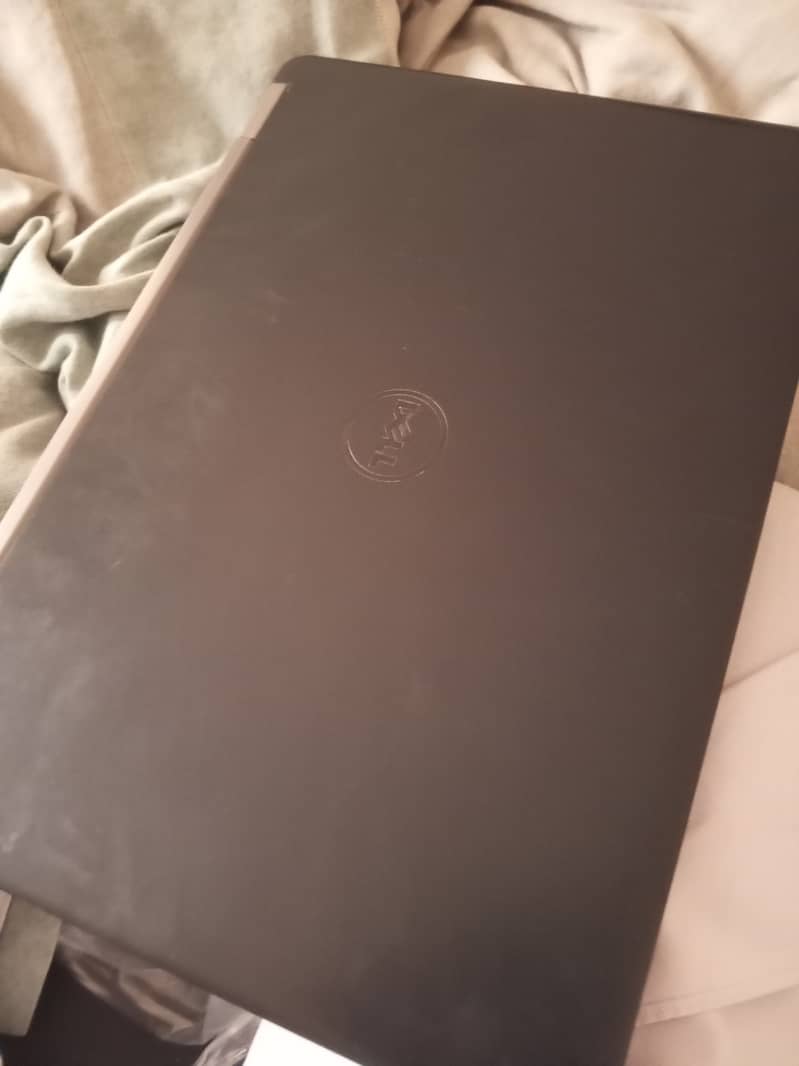 Dell laptop 3