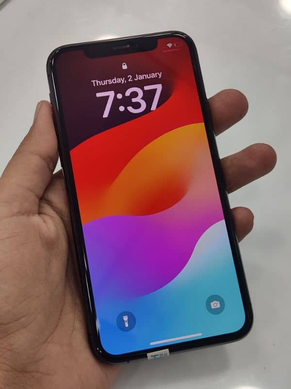 iPhone 11 Pro 256gb approved VIP PRICE 1