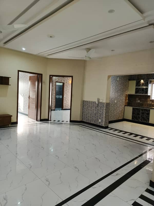 defence raya 10 Marla Upper Portion Available For Rent In Bahria Town 0