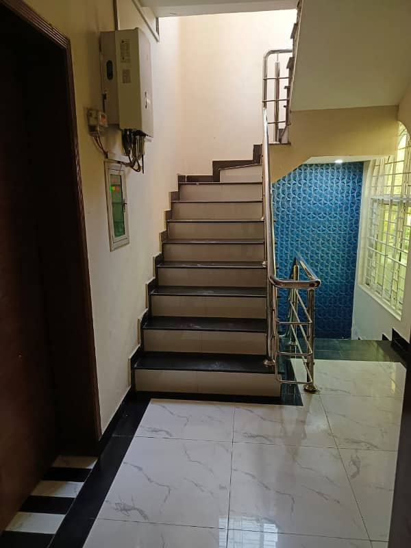 defence raya 10 Marla Upper Portion Available For Rent In Bahria Town 1