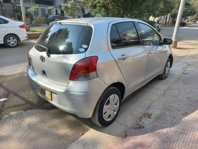 Toyota Vitz 2009 5