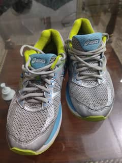 asics gt 2000 10/10 condition size 37