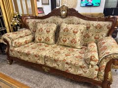 Chinioti 5 seater sofa home used