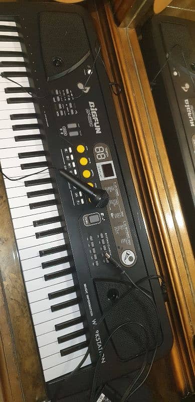 bigfun piano BF830c in good price 1