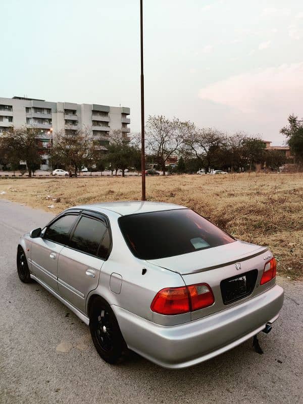 Honda Civic EXi 2000 10