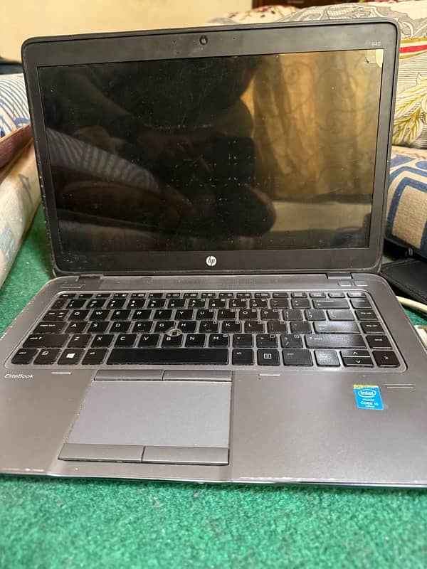 HP elitebook 8gb 256 gb ssd 0