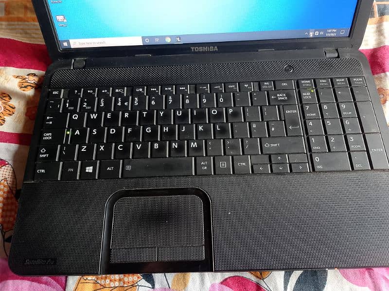 Toshiba satellite pro c850 4