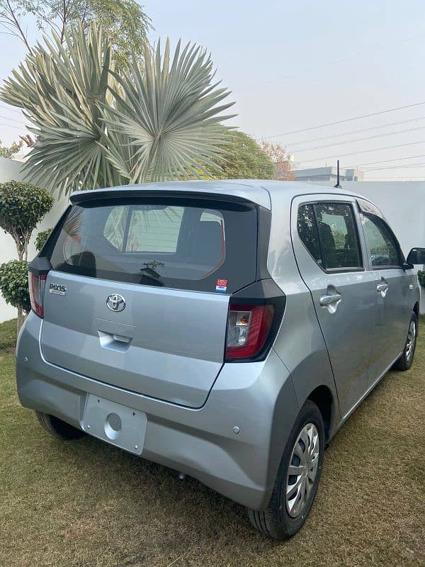 Daihatsu Mira 2022 3