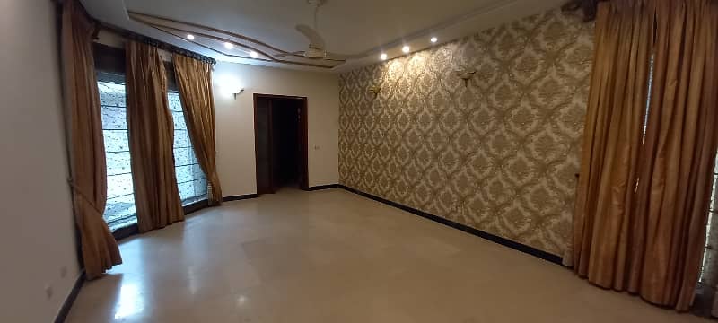 2Kanal 4 Bed Lower Portion With Basement Available For Rent In Dha Phase 5 27