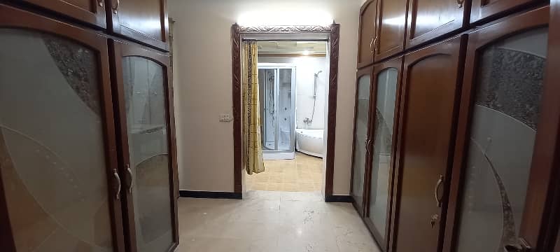 2Kanal 4 Bed Lower Portion With Basement Available For Rent In Dha Phase 5 32