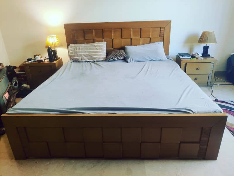 Wooden Bed Set, 2 side tables & 1 dressing table 1