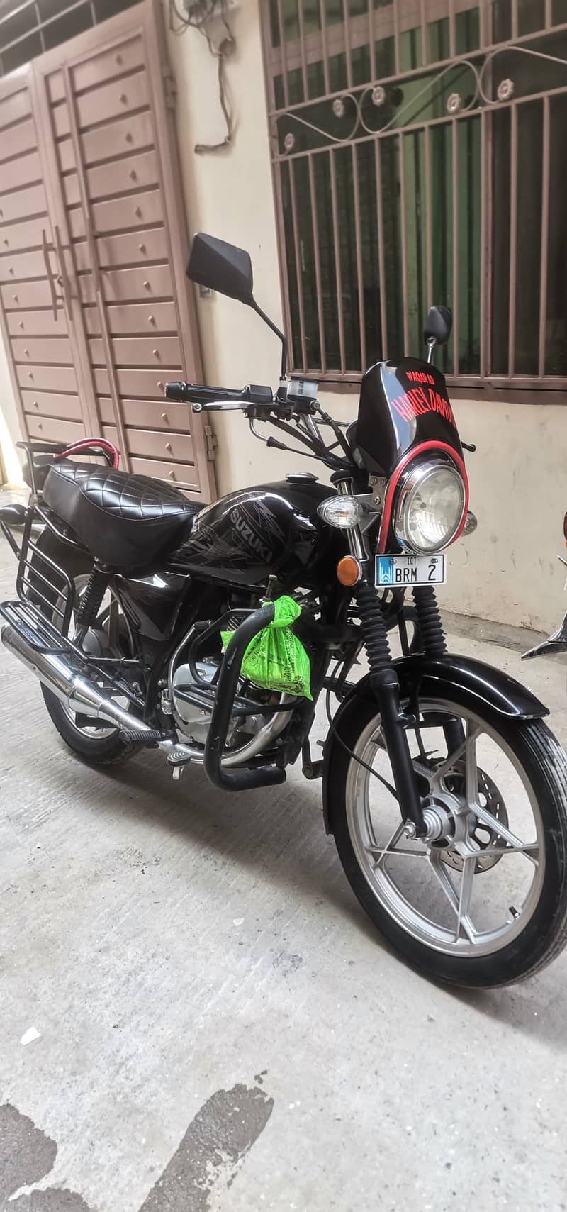 Suzuki GS 150 SE 2022 2