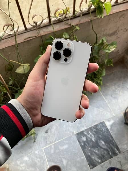 i phone 13 pro white color factory unlock 8