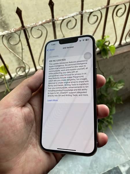 i phone 13 pro white color factory unlock 11