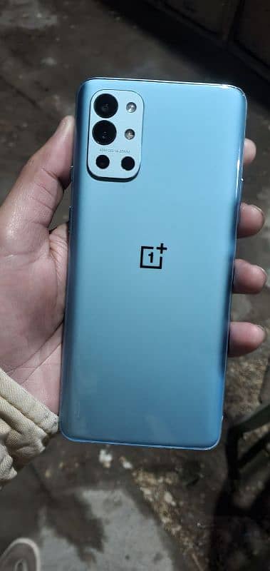 OnePlus 9R 3