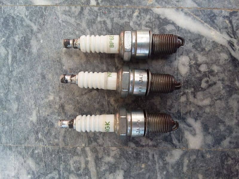 3 spark plugs 4