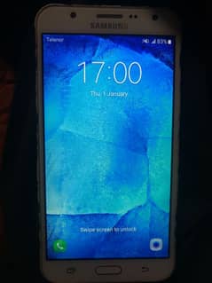 Samsung J7 2/16 ok mobile koi fault nhi ha  pta approved ha