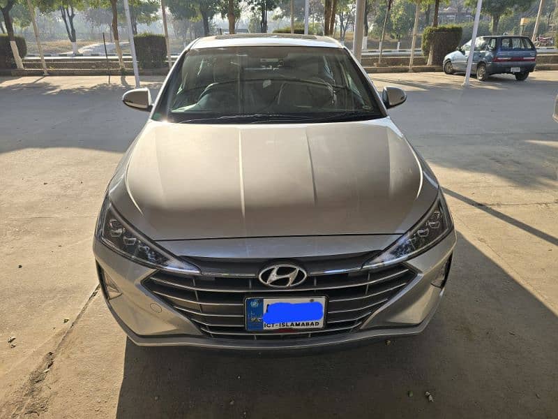 Hyundai Elantra 2021 1