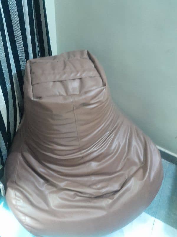 bean bags leather 1