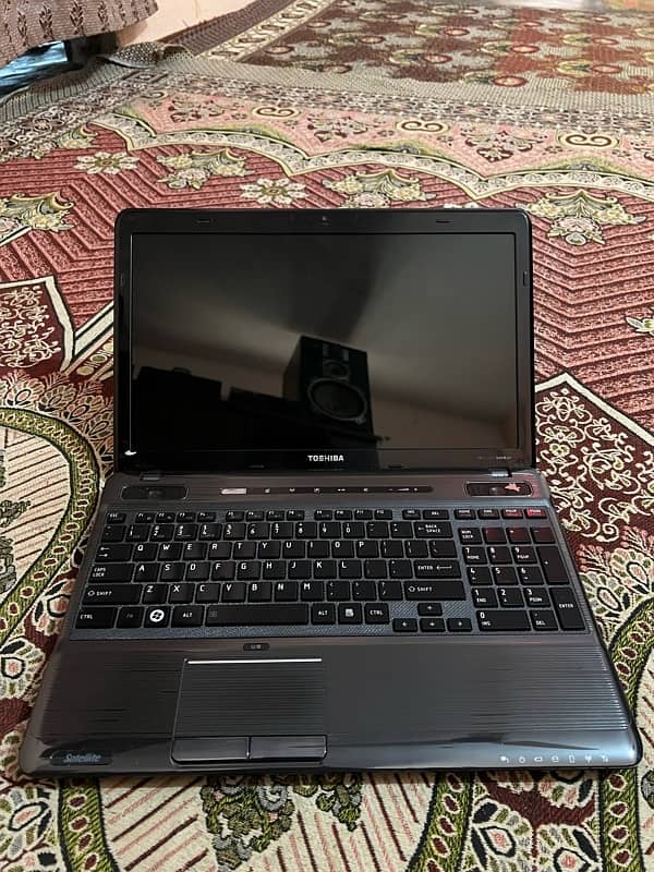 Toshiba Laptop core i3 2nd generation 4gb ram 160gb hard disk all ok 0