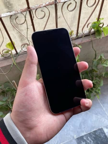 Apple i phone 13 pro factory unlocked 3