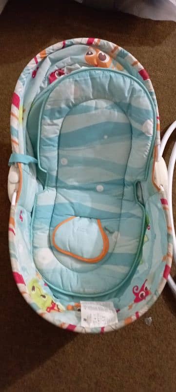 Deluxe 5 in 1 Baby Bassinet Rocker | Mastela | Swing | Cot 2