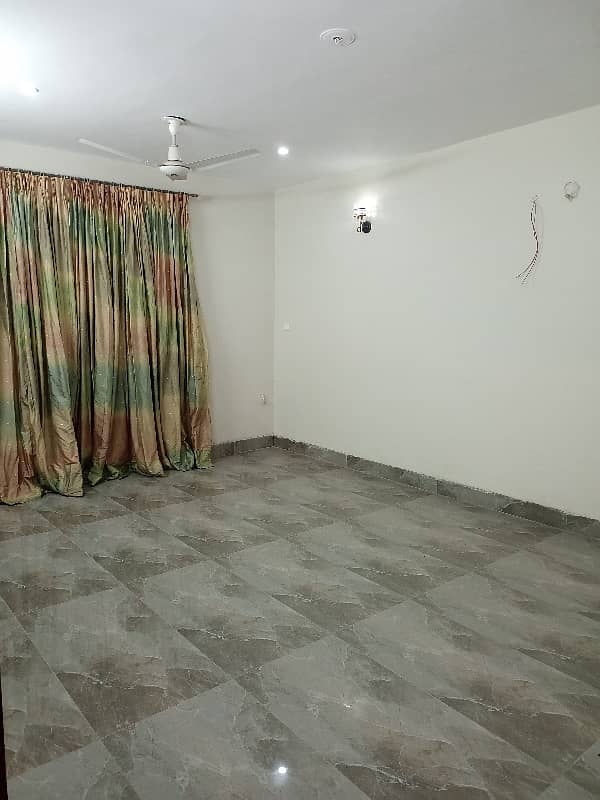 1 Kanal Beautiful Upper Portion For Rent In Pia Society. 7