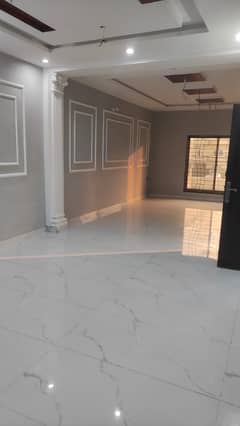 10 MARLA SEMI COMMERCIAL HALL ON 60 FT ROAD AVAILABLE FOR RENT IN LDA AVENUE BLOCK J