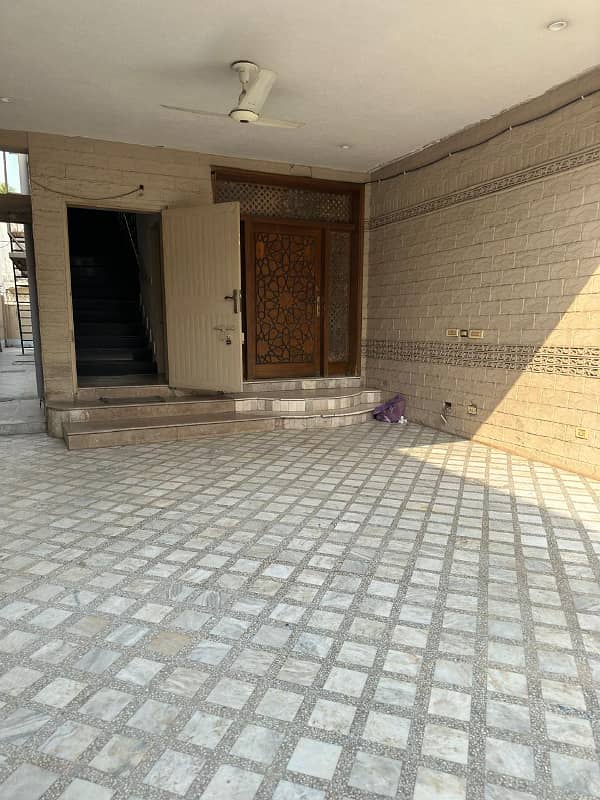 1 Kanal Commercial Use House Available For Rent At Gulberg 4