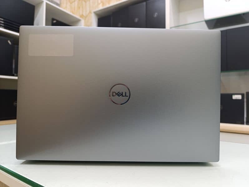 Dell Precision 5550 | I7 10th Gen| 4k Resolution 1