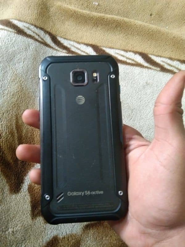 Samsung Galaxy s6 active 1