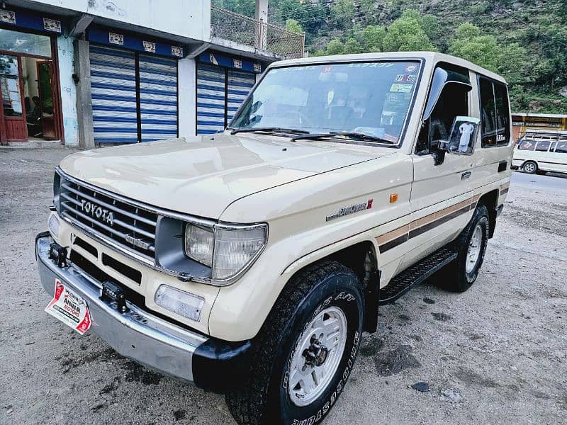 Toyota Land Cruiser 1991 5